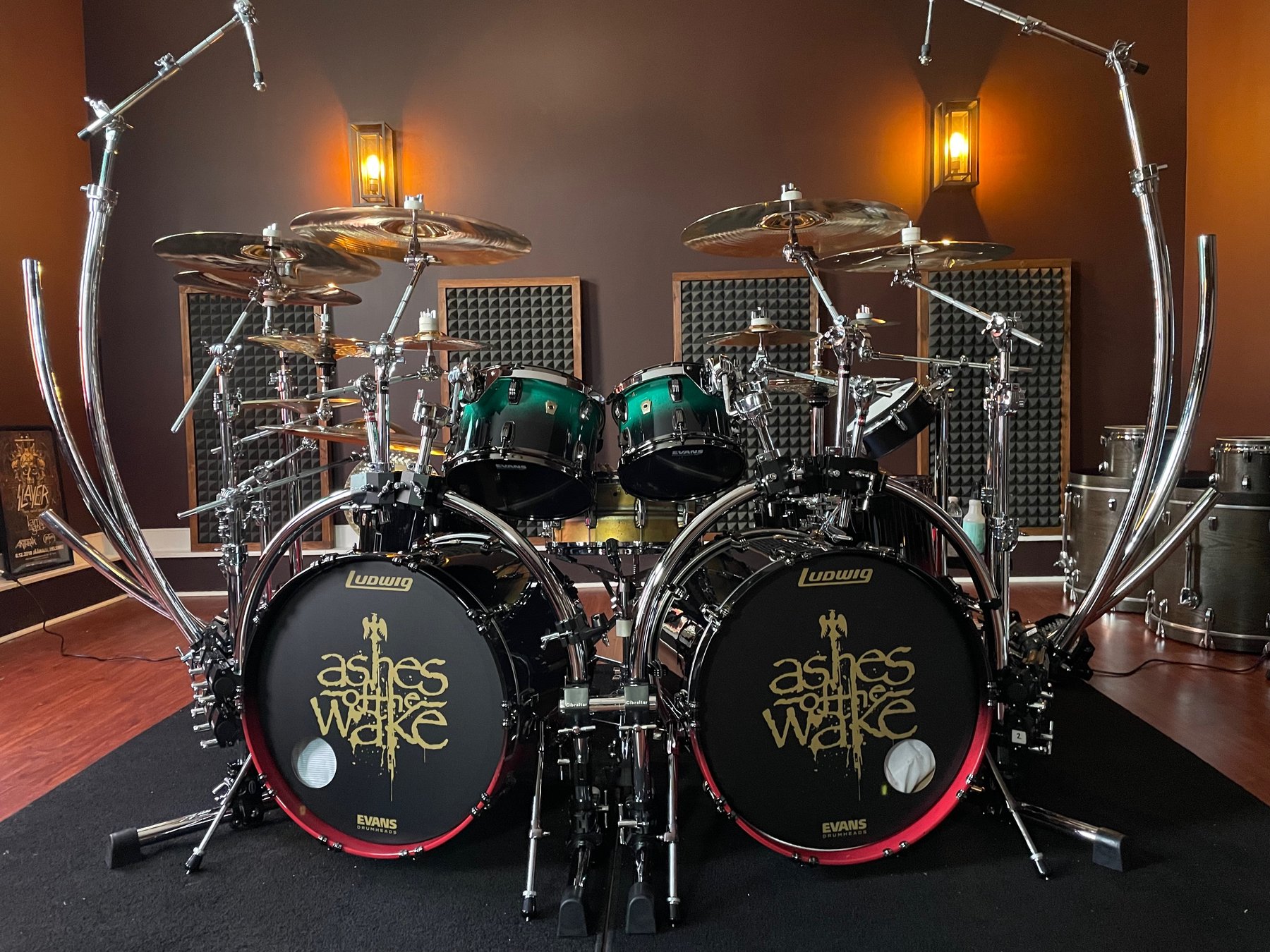 Art Cruz Ludwig kit — red, teal, and black gradient-blended, Ashes of the Wake tribute